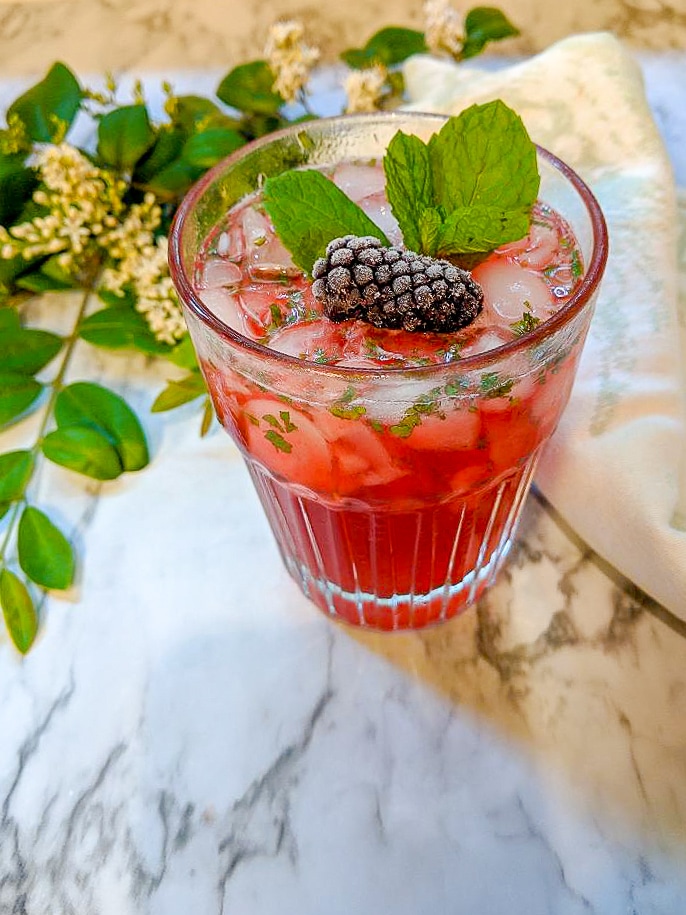 Blackberry Lime Bourbon Splash